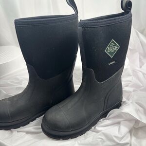 Unisex Muck mud/rain boot M SZ 10 / W SZ 11